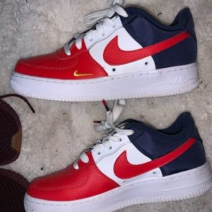 Nike low top air forces
